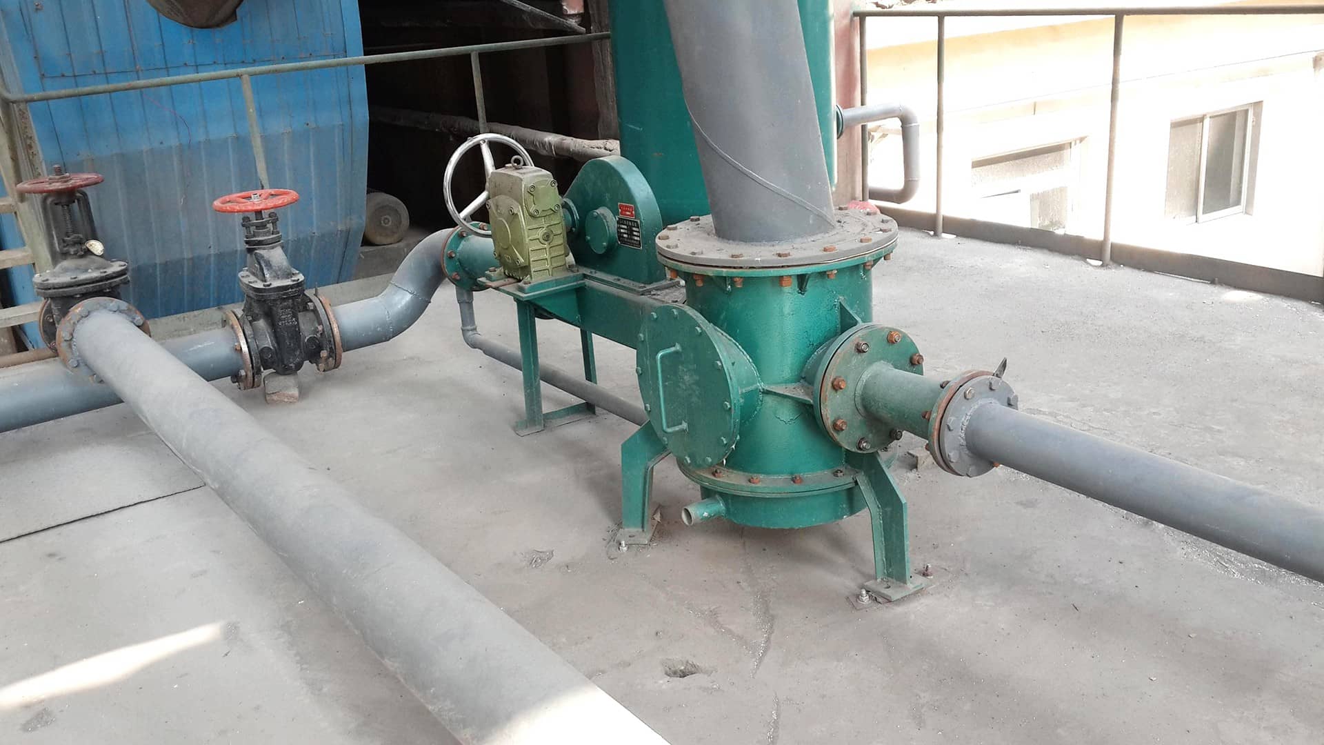 一文介紹什么是碳酸鈣粉末氣力輸送設(shè)備？氣力輸送結(jié)構(gòu)原理介紹(圖2)